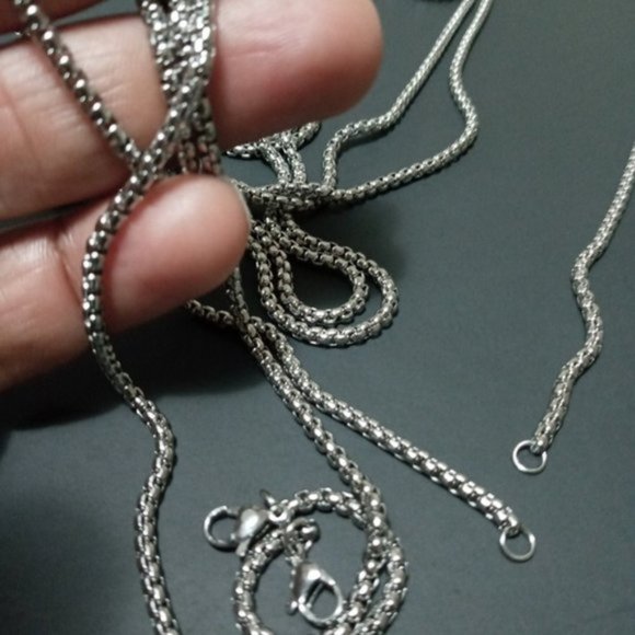 12 Pack New 27" Stainless Steel Corn Unisex Chains - Picture 4 of 5